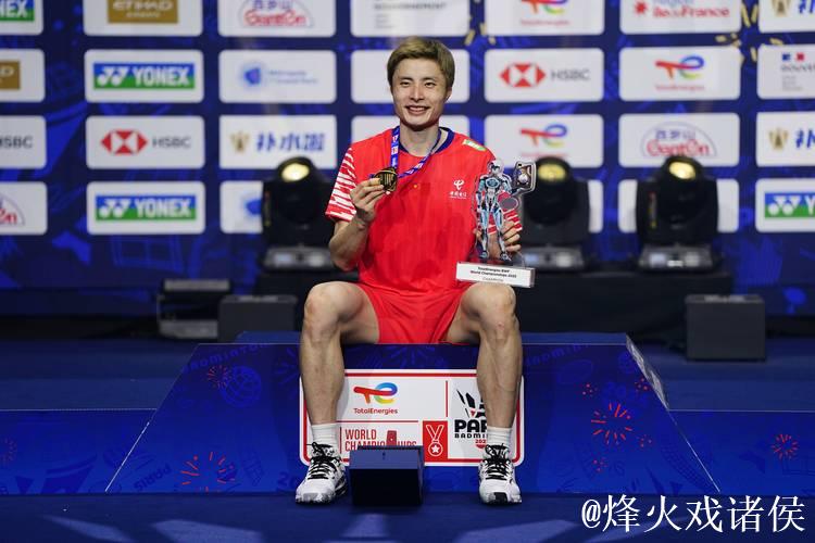 石宇奇2-0战胜朱利安 晋级羽毛球世锦赛男单16强